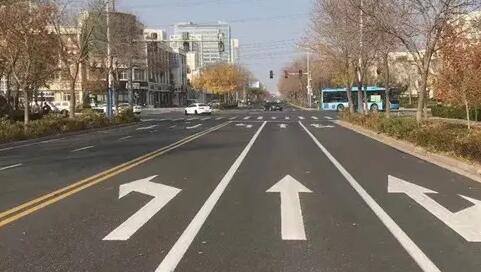 蘇州道路劃線多少錢一米造價？中穎價格合理